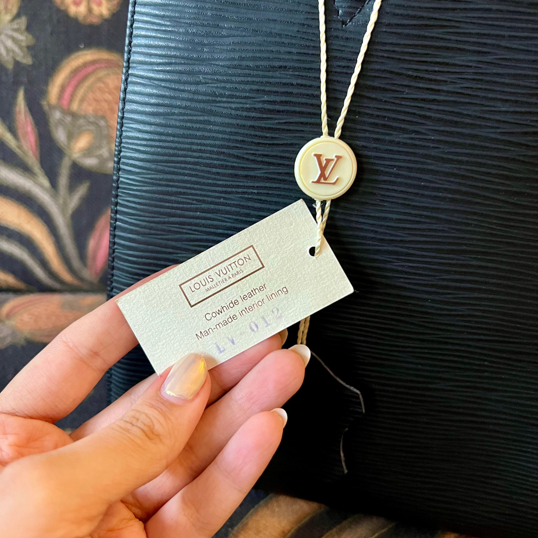 Louis Vuitton Pont Neuf Black Epi Leather Handbag